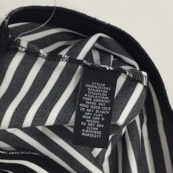 Skirts Size  L - Picture 4 of 4